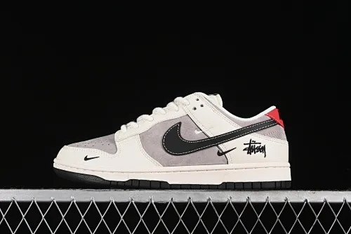 All Categories Nk SB Dunk Series Nk SB Dunk Low High-end Customized Low-top Shoes Nk SB Dunk Low Stusi Series-Pig Eight Meters Black Hook Anniversary High-end Customized Low-top Casual Shoes SJ1089-001